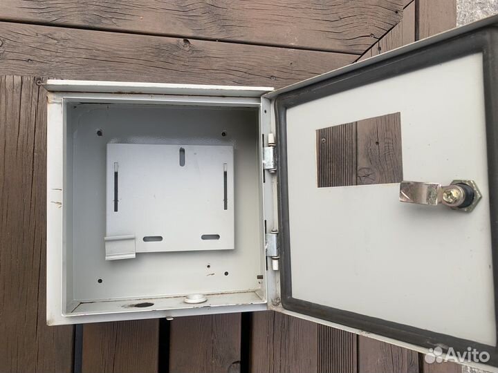 Корпус металлический