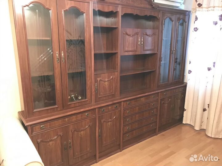 Стенка в гостиную бу