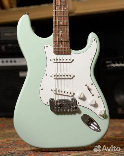 Электрогитара G&L + Аксессуары