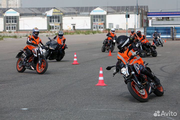 Мотошкола, Мотоинструктор, права кат 