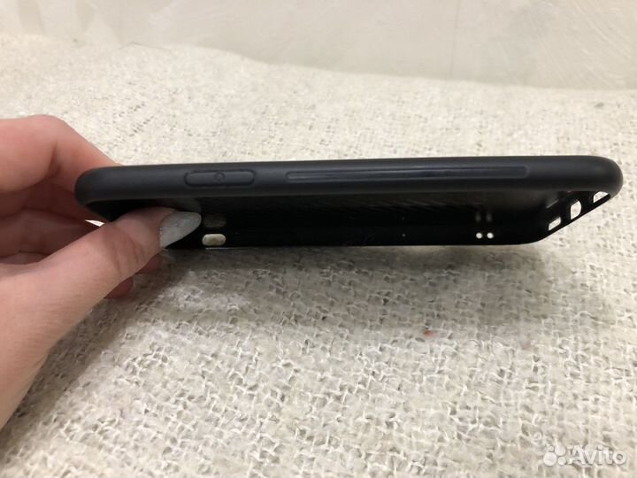 Чехол на iPhone X