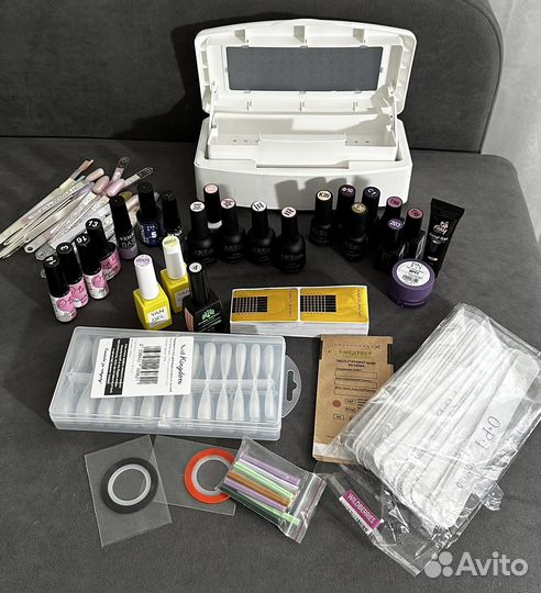 Базы, гель лаки, расходники для маникюра