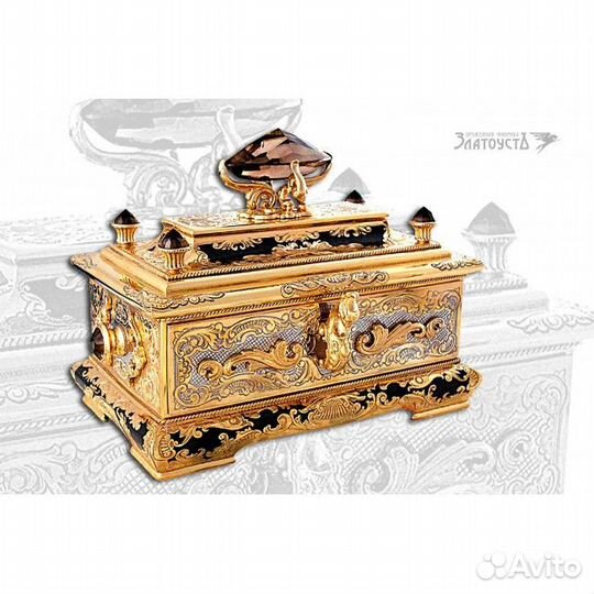 Шкатулка золотая