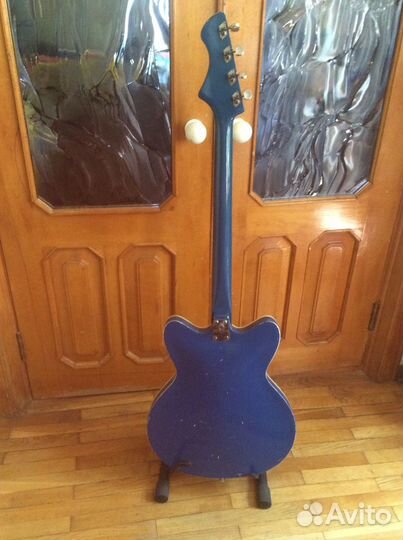 Бас гитара Jolana Rubin Bas