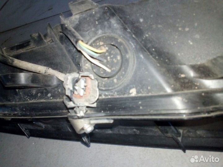 Указатель поворота левый Lexus NX