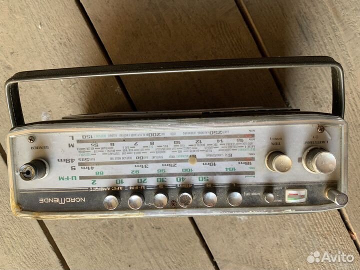 Ретро автомагнитола