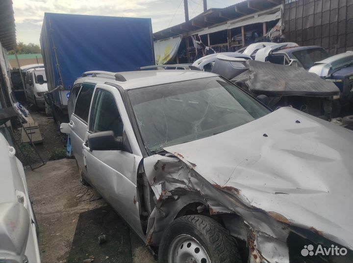 Разбор LADA Priora Universal 2010