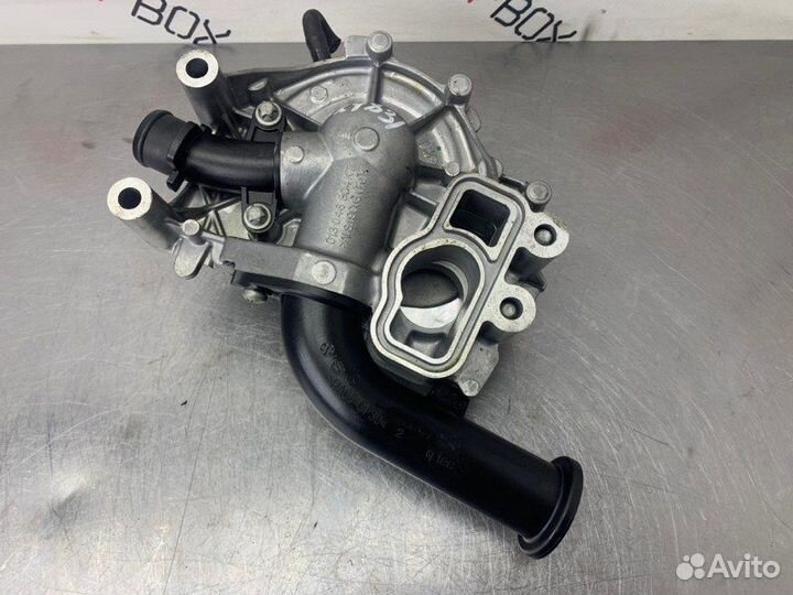 Помпа Mercedes V-Class W447 OM651 2.2 CDI 2019