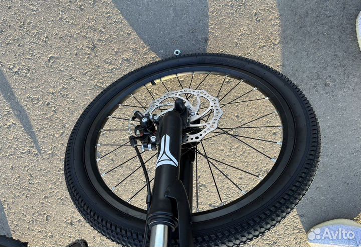 Велосипед 20 дюймов новый