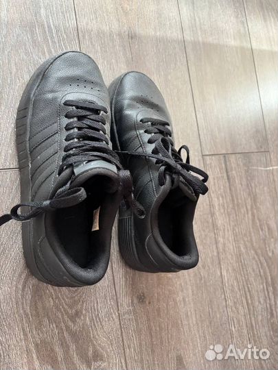 Adidas Court Bold Core Black