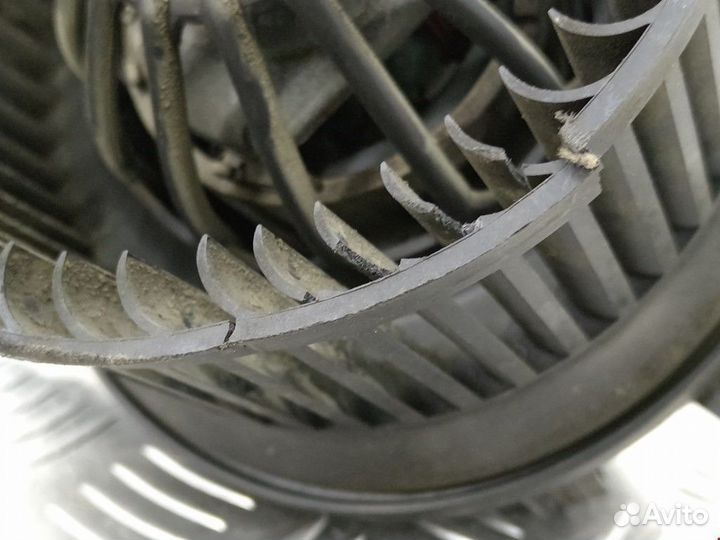 Моторчик печки Peugeot 406 1999 6441K9