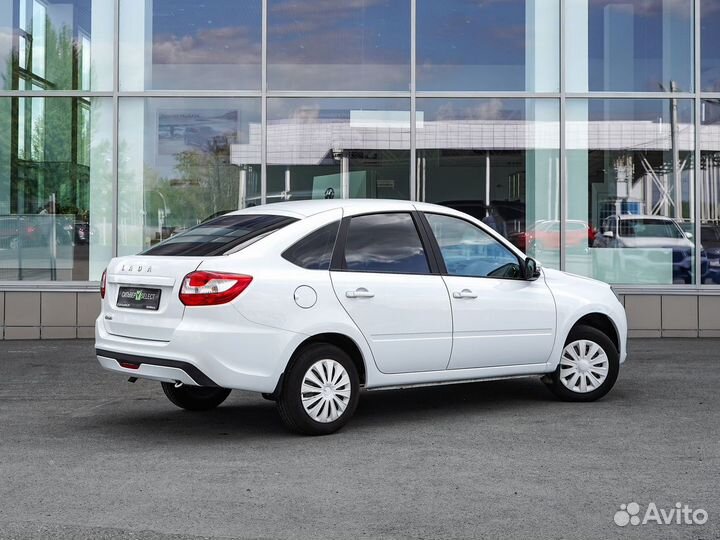 LADA Granta 1.6 МТ, 2022, 2 631 км