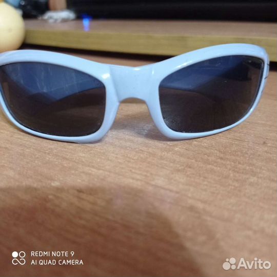 Солнцезащитные очки