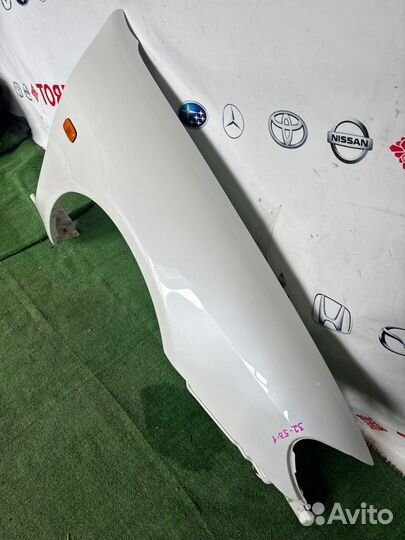 Крыло переднее правое Nissan Cefiro A33