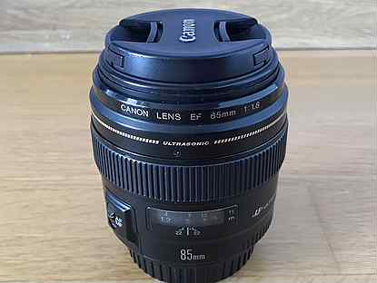 Canon EF 85mm f1.8 USM