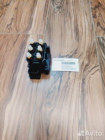 Блок клапанов Volkswagen Touareg ll NF новый