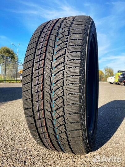 DoubleStar DW02 275/45 R21 110T