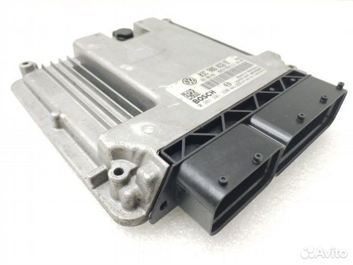 Блок управления двигателем Volkswagen Golf 5 1.4