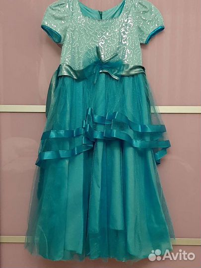 Платье нарядное