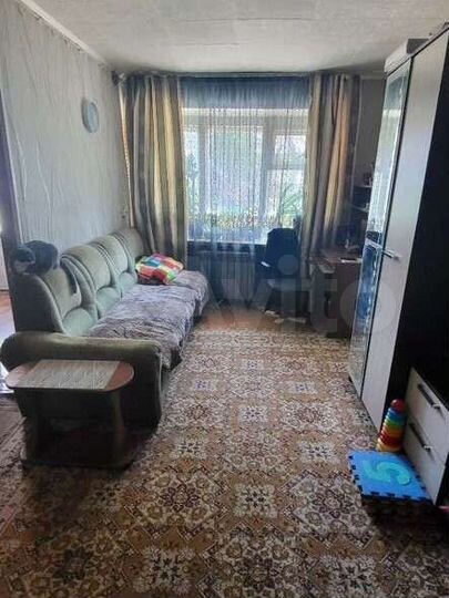 3-к. квартира, 53 м², 1/4 эт.