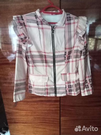 Пальто женское демисезонное 40