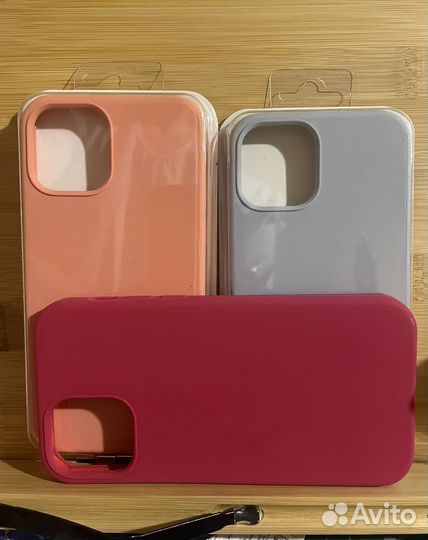 Чехол на iPhone 12