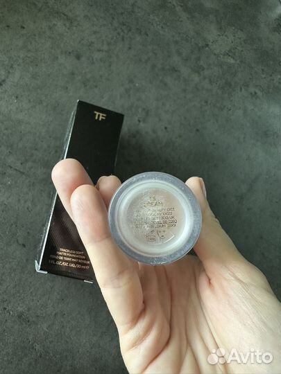 Тональный крем Tom ford