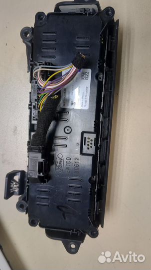 Переключатель отопителя Ford Bronco Sport, 2022