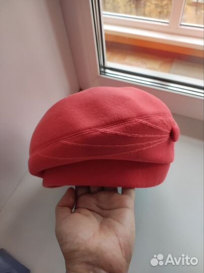 Берет женский