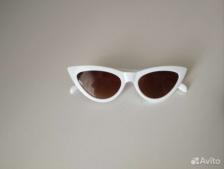 Солнцезащитные очки женские