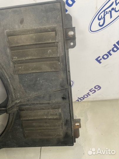 Диффузор с вентилятором Skoda Octavia A5 2008-2013