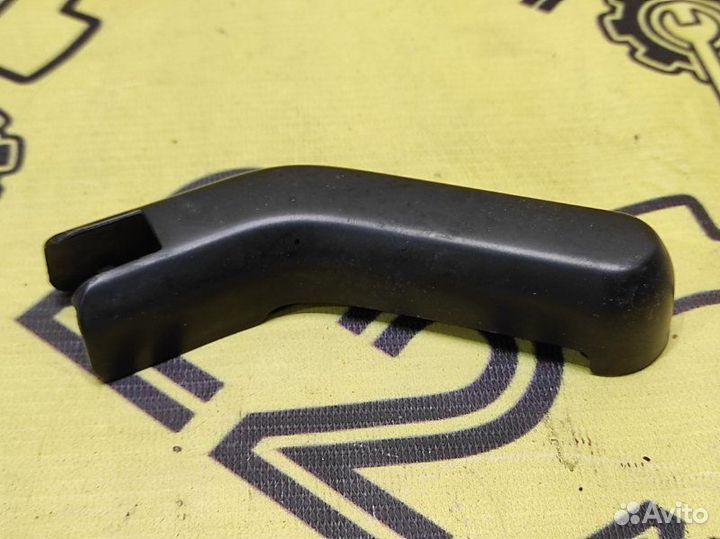 Пластиковая накладка Subaru Legacy BLE EZ30D