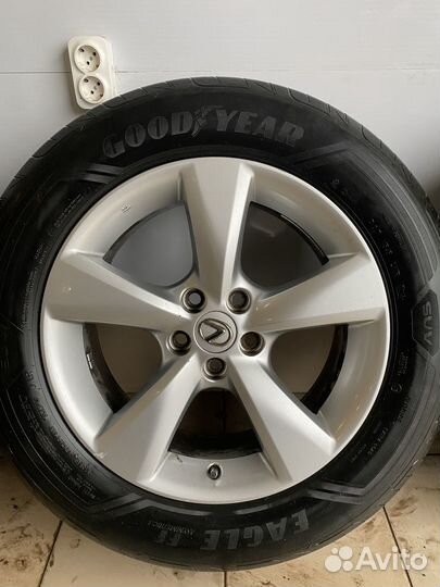 Колеса на Лексус RX 235/60R18 лето