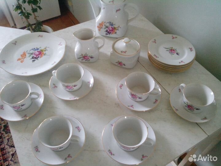 Сервиз кофейный и чайный