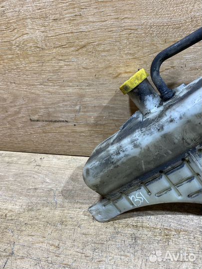 Бачок расширительный Mazda 6 GG B51