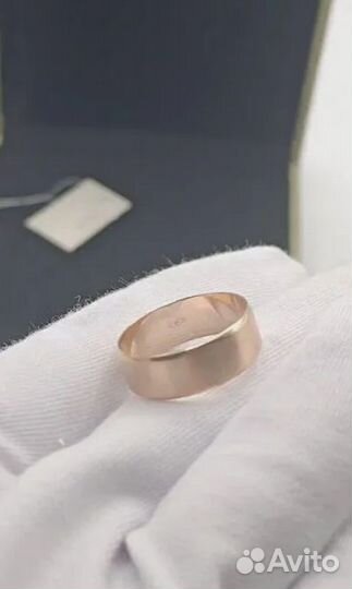 Золотое кольцо 585 (вес 4г) от производителя