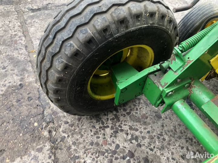 Пресс-подборщик John Deere 580, 1905