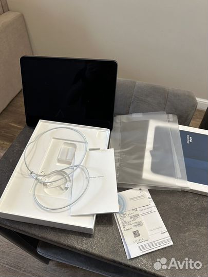 iPad Pro 12.9 m1 256gb+ cellular (sim)
