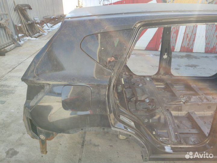 Крыло заднее правое Nissan Dualis NJ10-044718