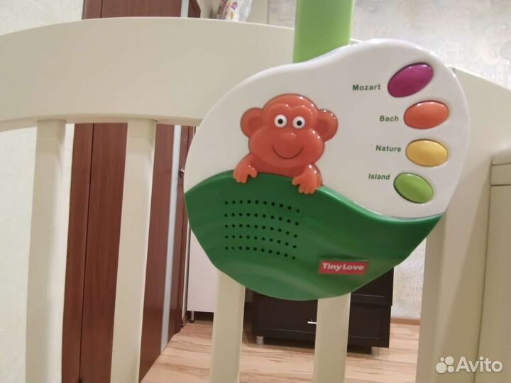 Мобиль на кроватку Tiny love Остров сладких грез