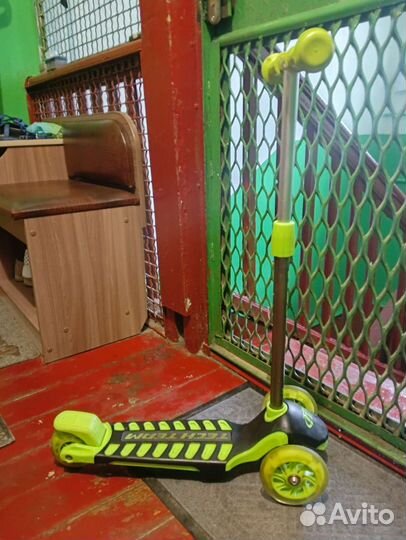Самокат детский бу