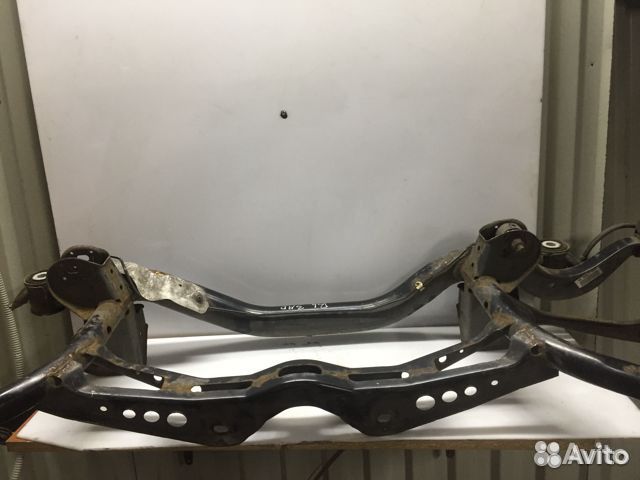 Подрамник Passat B6 Задний оригинал бу