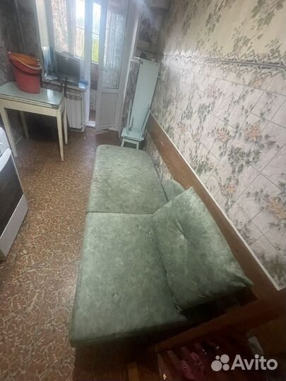 Диван, сервант, шкаф