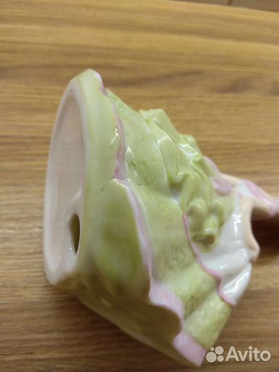 Статуэтка фарфоровая Дама в шляпке