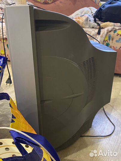 Телевизор samsung