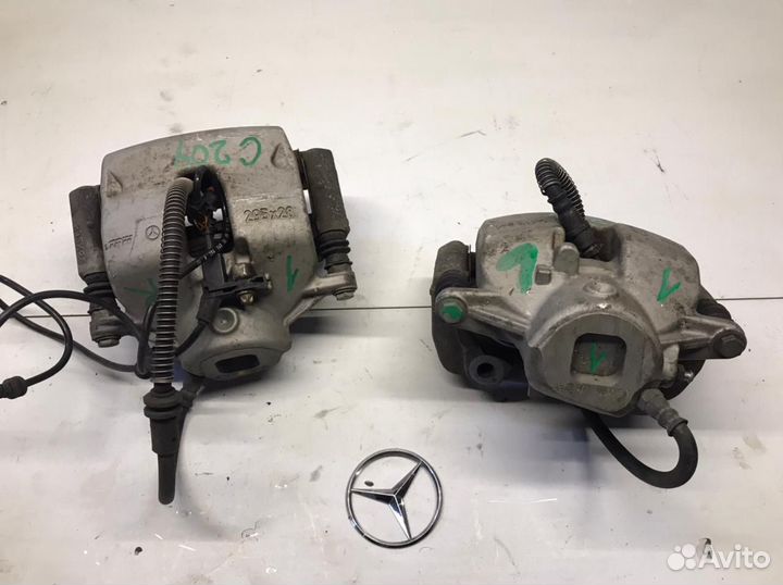 Тормозные суппорта задние Mercedes w204