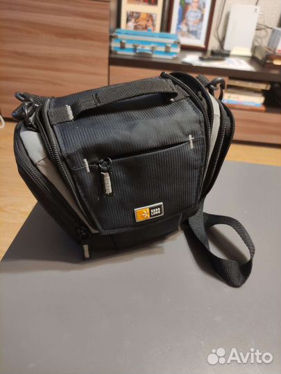 Зеркальный фотоаппарат canon EOS 550D