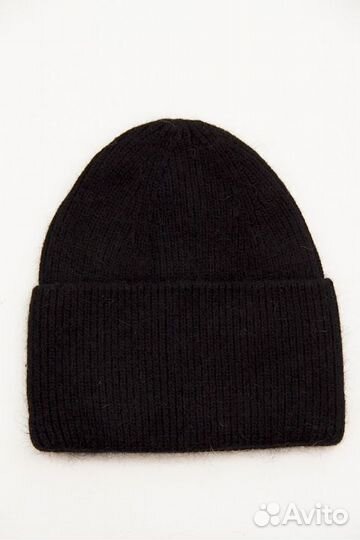 Шапка из натуральной шерсти (новая)