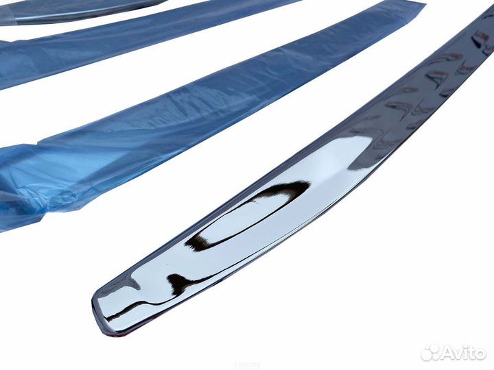 Молдинги дверей Nissan Patrol Y6003