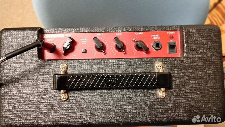 Комбоусилитель VOX pathfinder 10